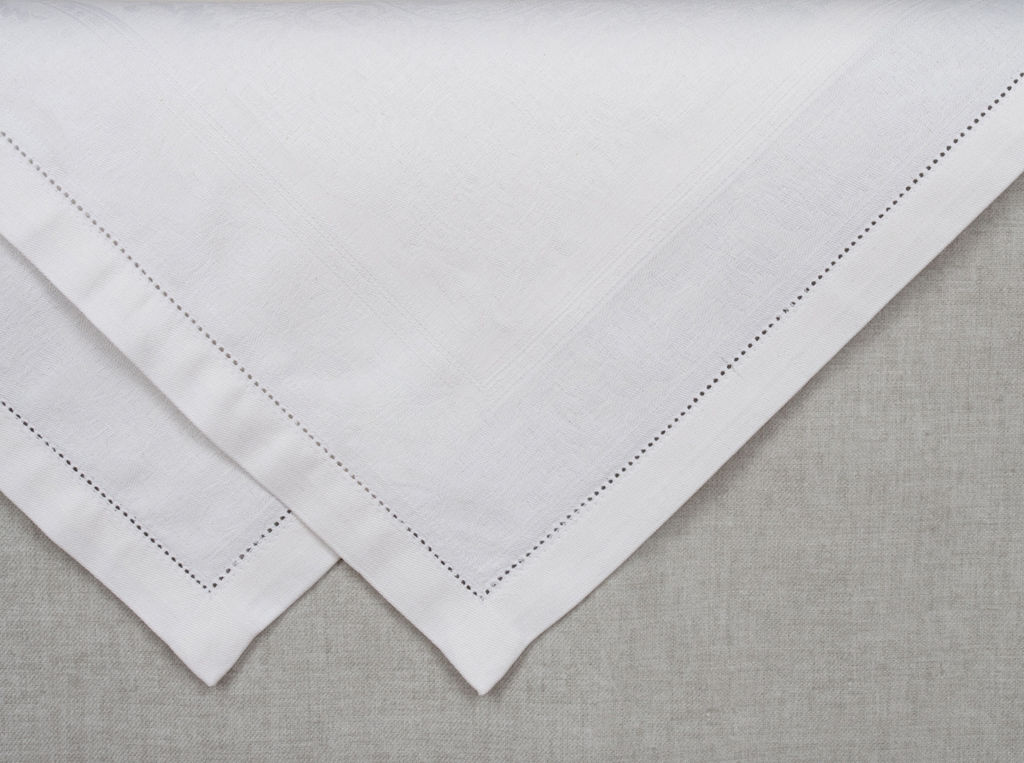 01с-44ЯК Салфетка 45*45 "Акантус" цв. белый (по 6 шт