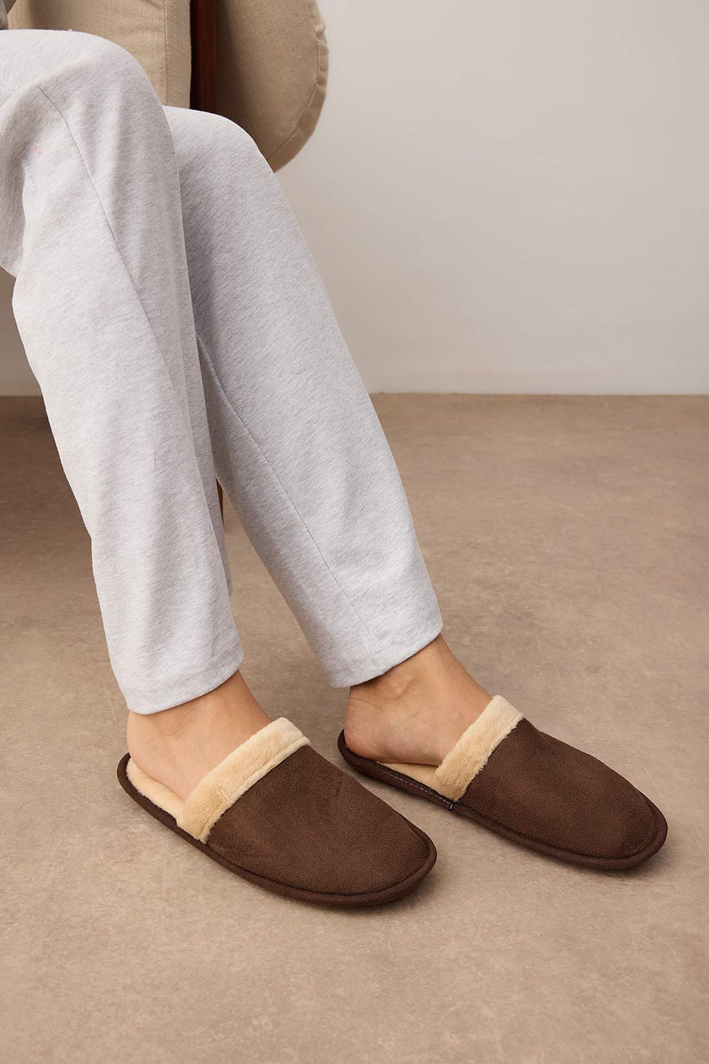 Kahverengi-Gri 2li Paket Kurk Biyeli Kad?n Ev Terlik TAKAW26ER00016 - Trendyolmilla фото 2