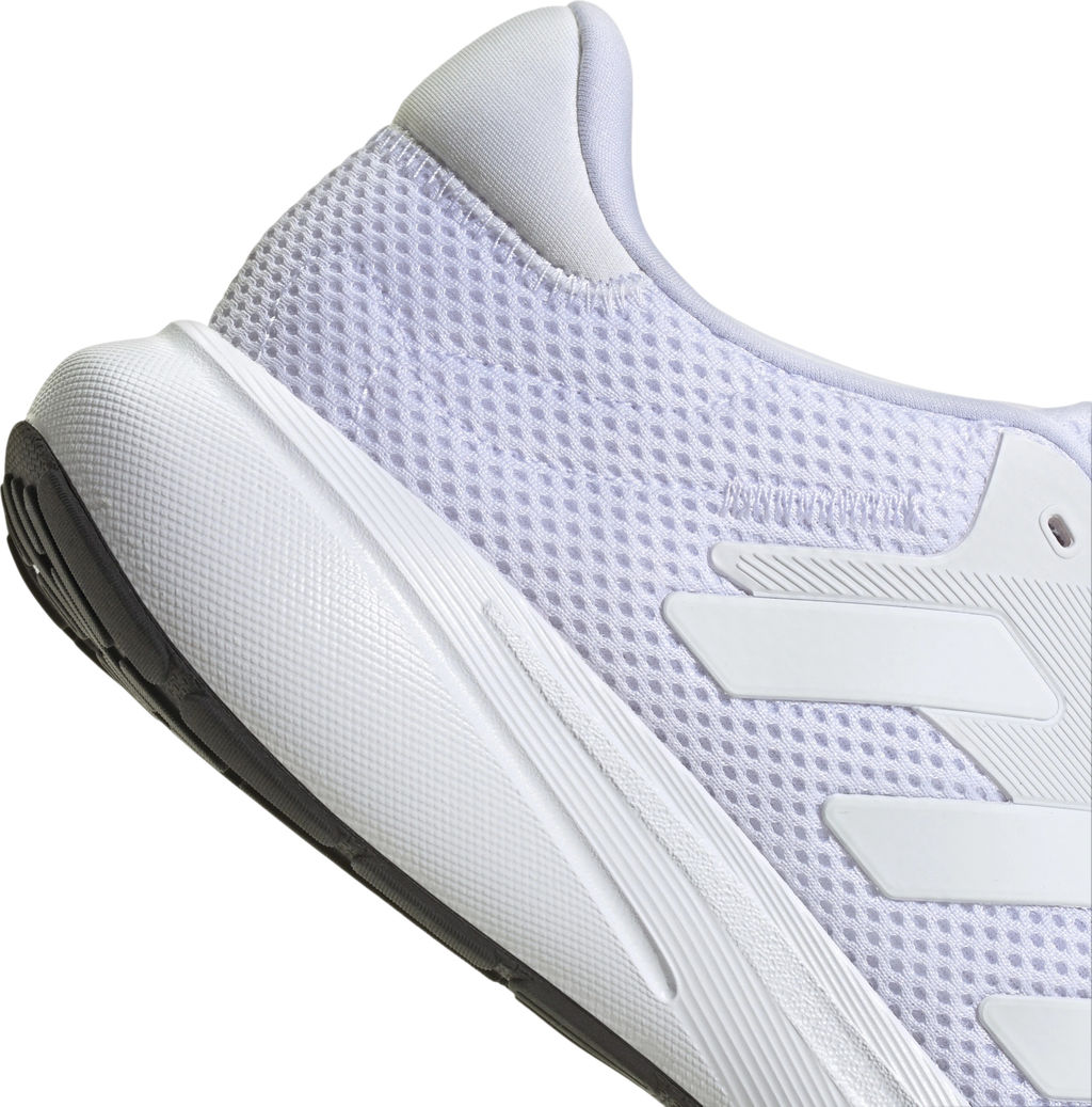 Кроссовки взрослые