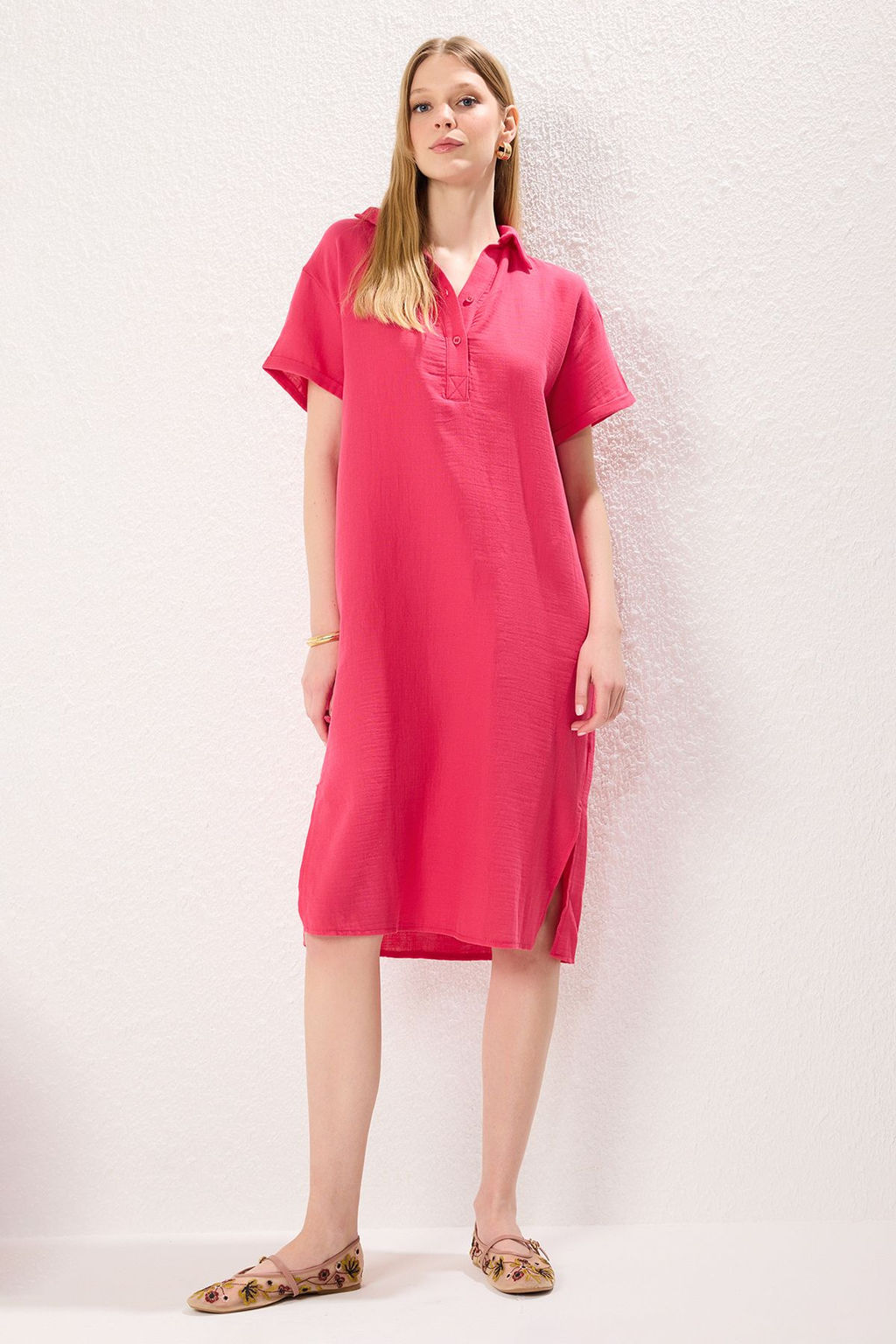 TRENDYOLMILLA Fusya Duz Kesim Muslin Midi Dokuma Elbise TWOSS25EL00171  фото 3