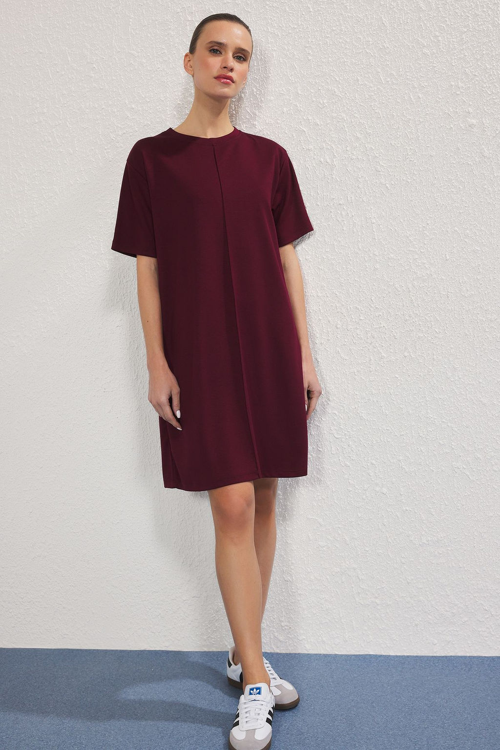 Trendyolmilla Siyah Yumusac?k Nervurlu Shift/Duz Kesim Mini Orme Elbise TWOSS25EL00778 фото 6