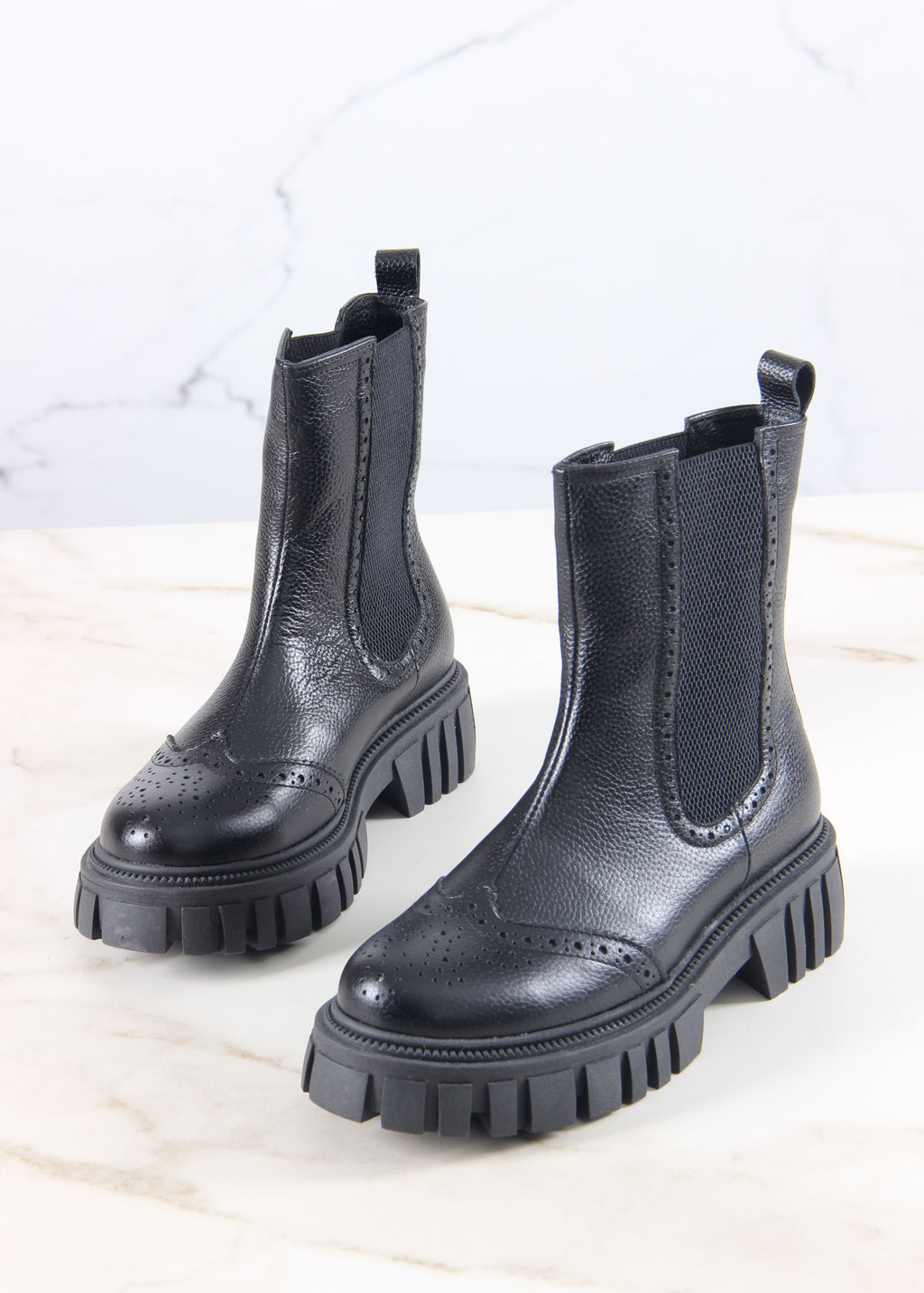 Челси 360.P.21153bl. Черный макс/Байка