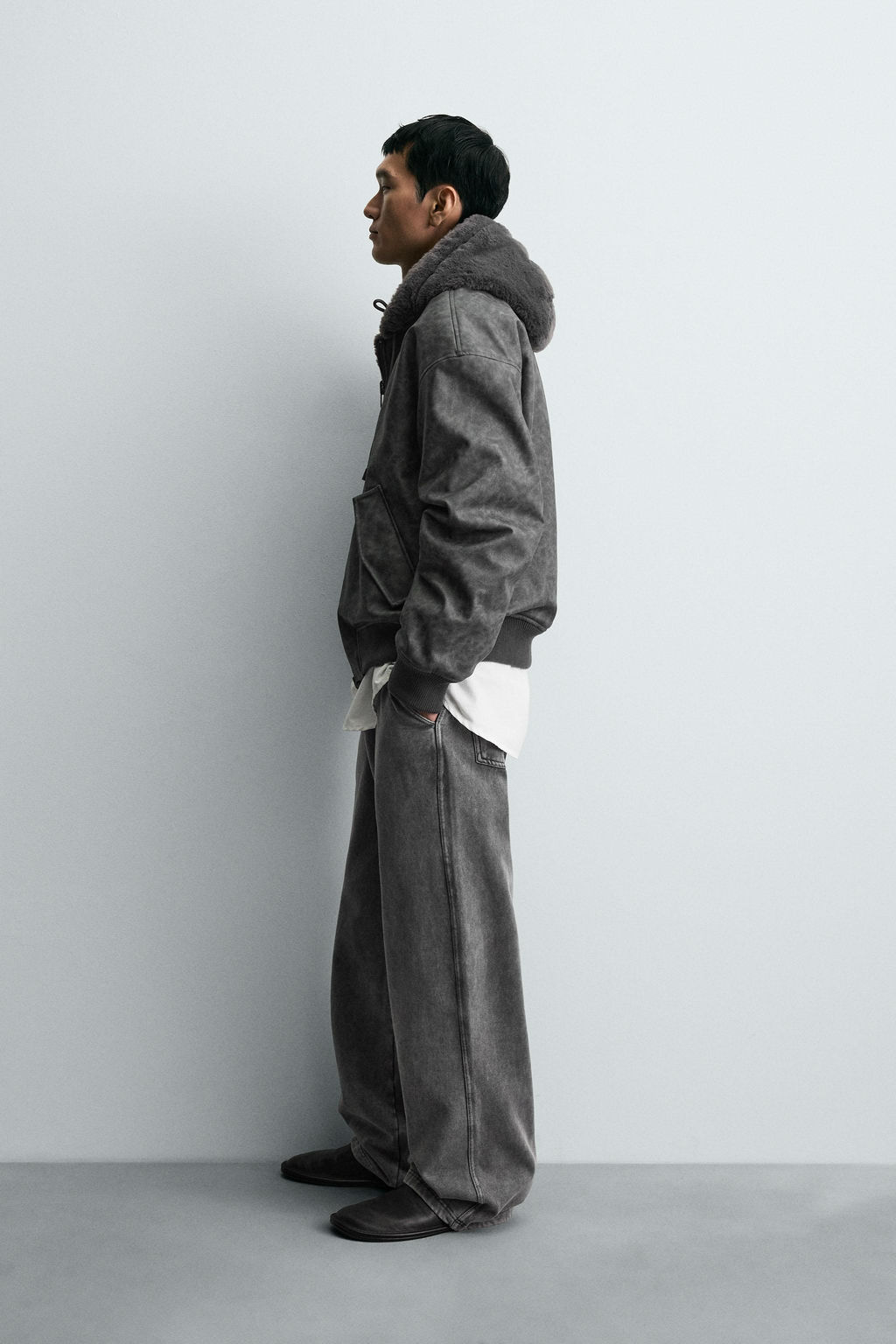 LEATHER EFFECT REVERSIBLE BOMBER JACKET - Zara фото 4