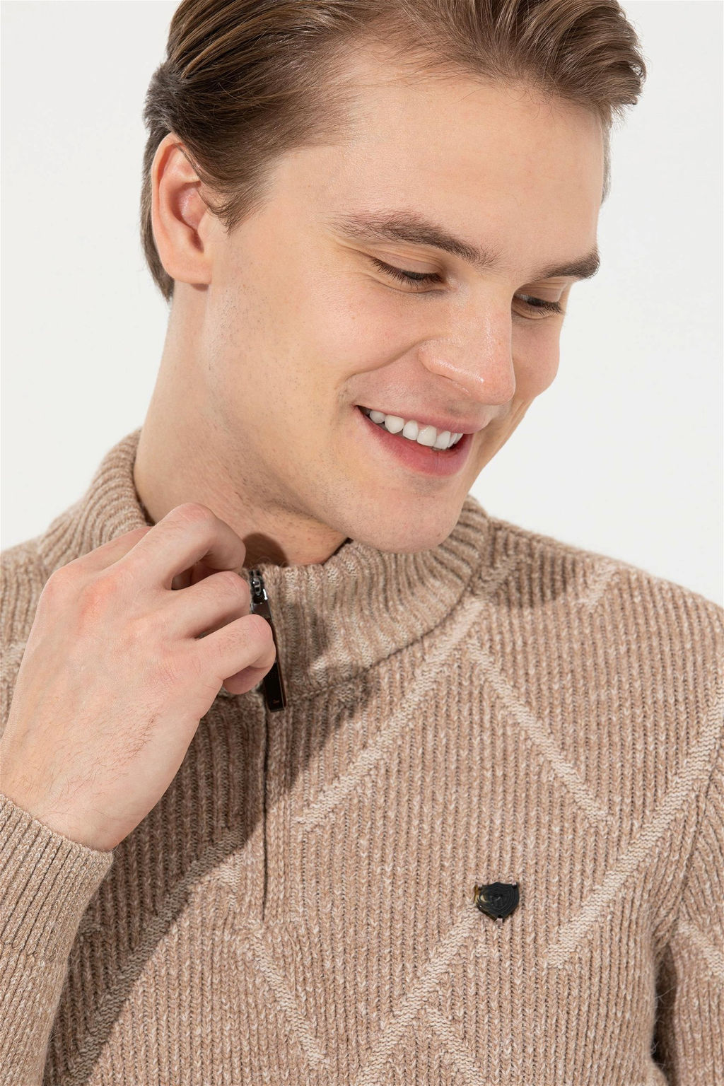U. S. Polo Assn Мужской светло-коричневый меланжевый трикотажный свитер с высоким воротником - U.s. polo assn фото 7