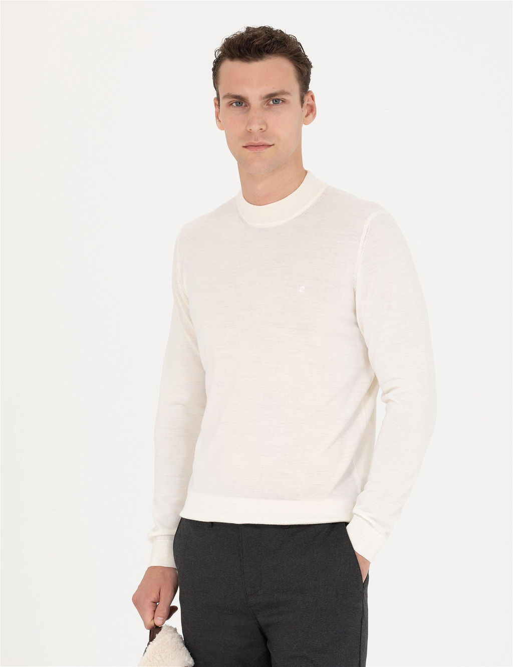 Ekru Regular Fit Bato Yaka Y_n Kar___ml_ Basic Triko Kazak