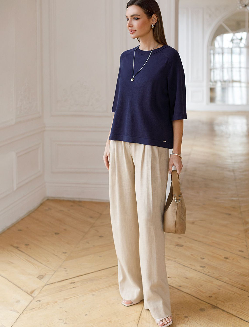 Свободный джемпер с рукавом 3/4 тонкой вязки из вискозы