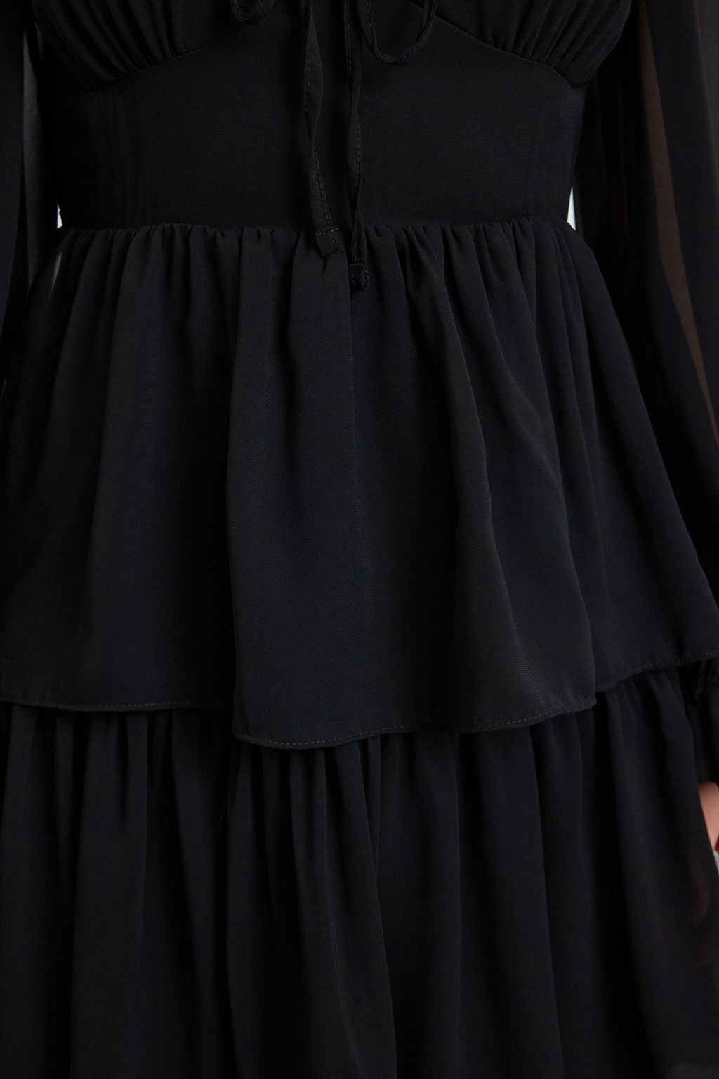 Siyah F?rf?rl? Mini Astarl? Sifon Ucus Ucus Dokuma Elbise TWOAW23EL01455