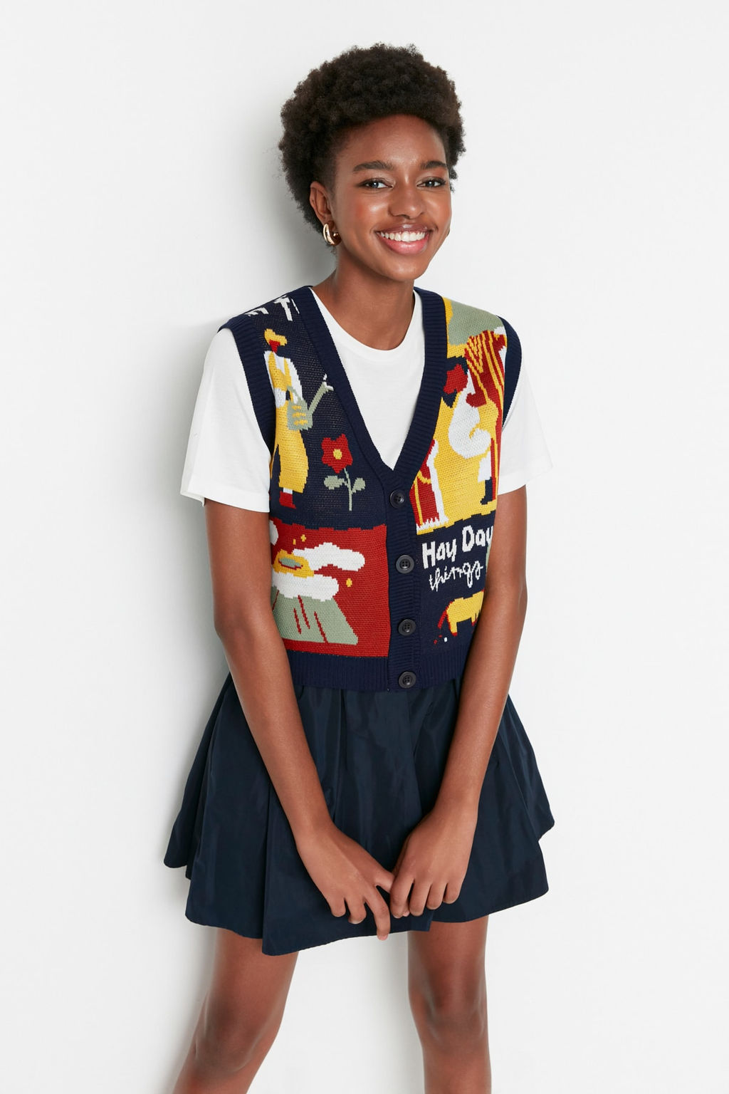 Cok Renkli Dugmeli Triko Yelek TWOAW22HI0331