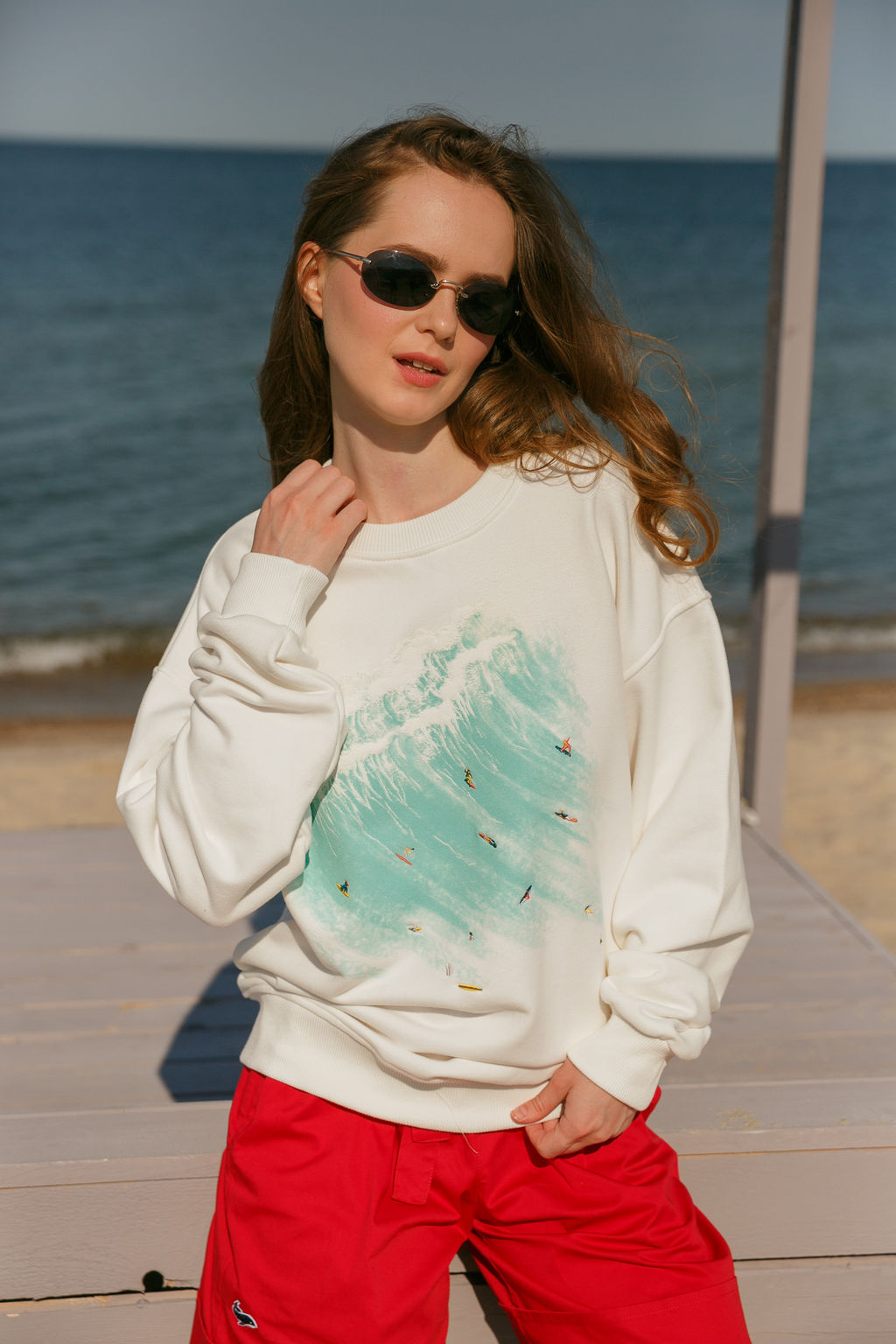 Свитшот женский Wave