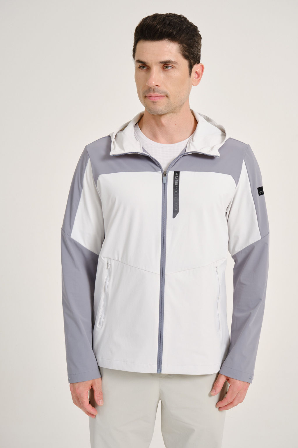 Ветровка Серый