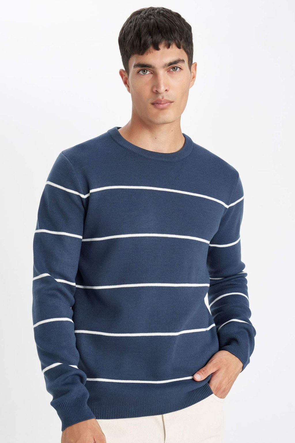 Standart Fit Normal Kesim Bisiklet Yaka Cizgili Triko Kazak - Defacto фото 3