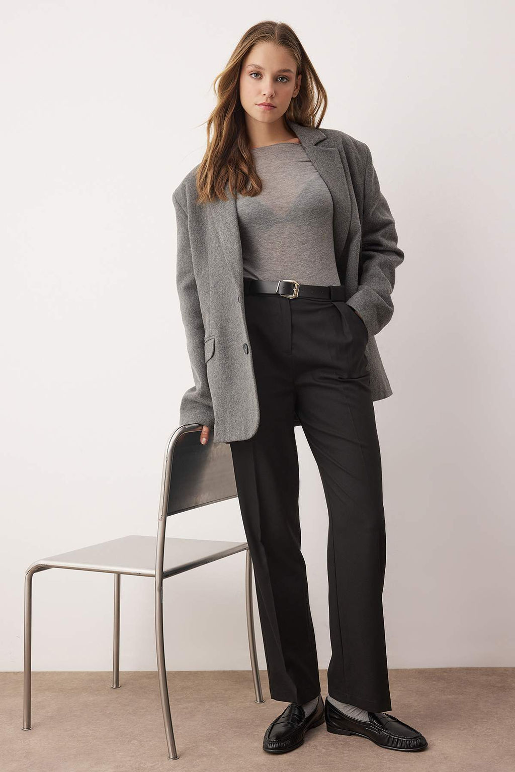 Siyah Kemerli Straigt/Duz Kesim Dokuma Kumas Pantolon TWOAW25PL00046