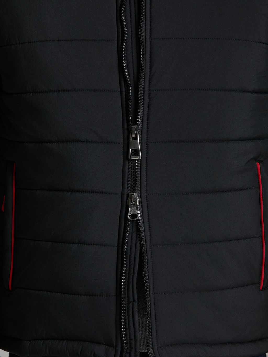 Жилеты утепленные мужские RUSSIA 98M-RT-1778