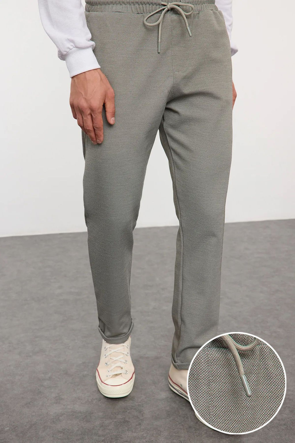 TRENDYOL MAN Bej Regular Fit Orme Esnek Rahat Beli Baglamal? Lastikli Duble Paca Kumas Pantolon TMNAW25PL00002
