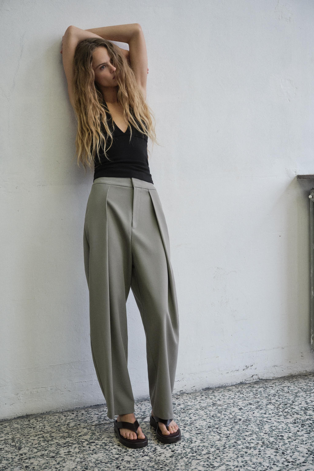 PANTAL?N BALLOON PLIEGUES / Verde gris - Zara фото 2