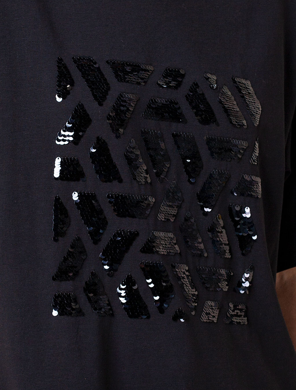 VILATTE / Футболка из премиального хлопка с авторским принтом пайетками  фото 5
