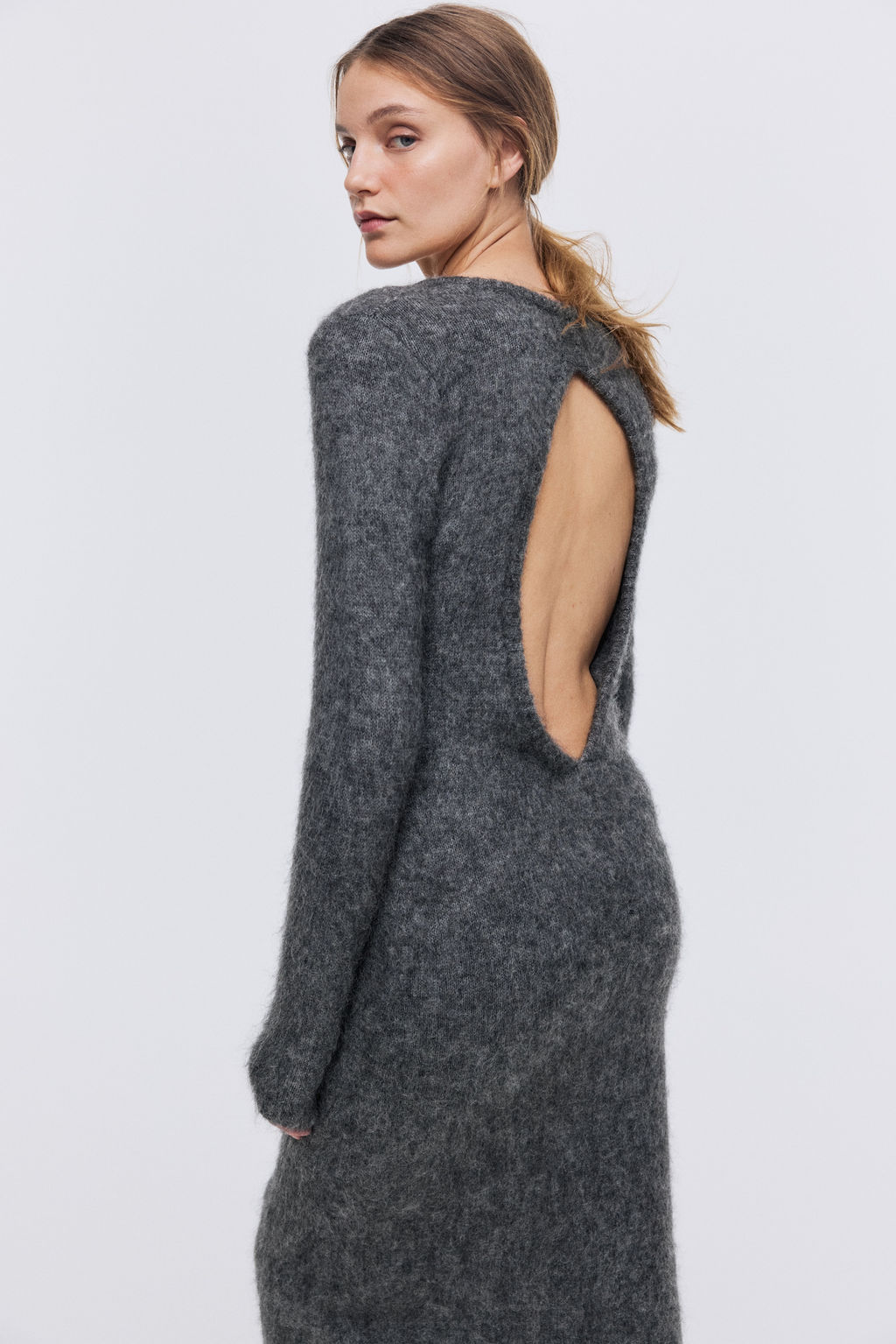 Vestido en mezcla de mohair con espalda cut-out - H&m фото 3