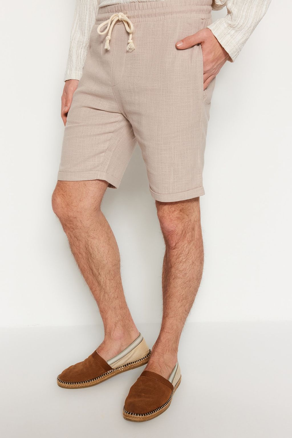 TRENDYOL MAN Ekru Regular Fit Keten Gorunumlu Sort TMNSS23SR00030 - Trendyolmilla фото 9