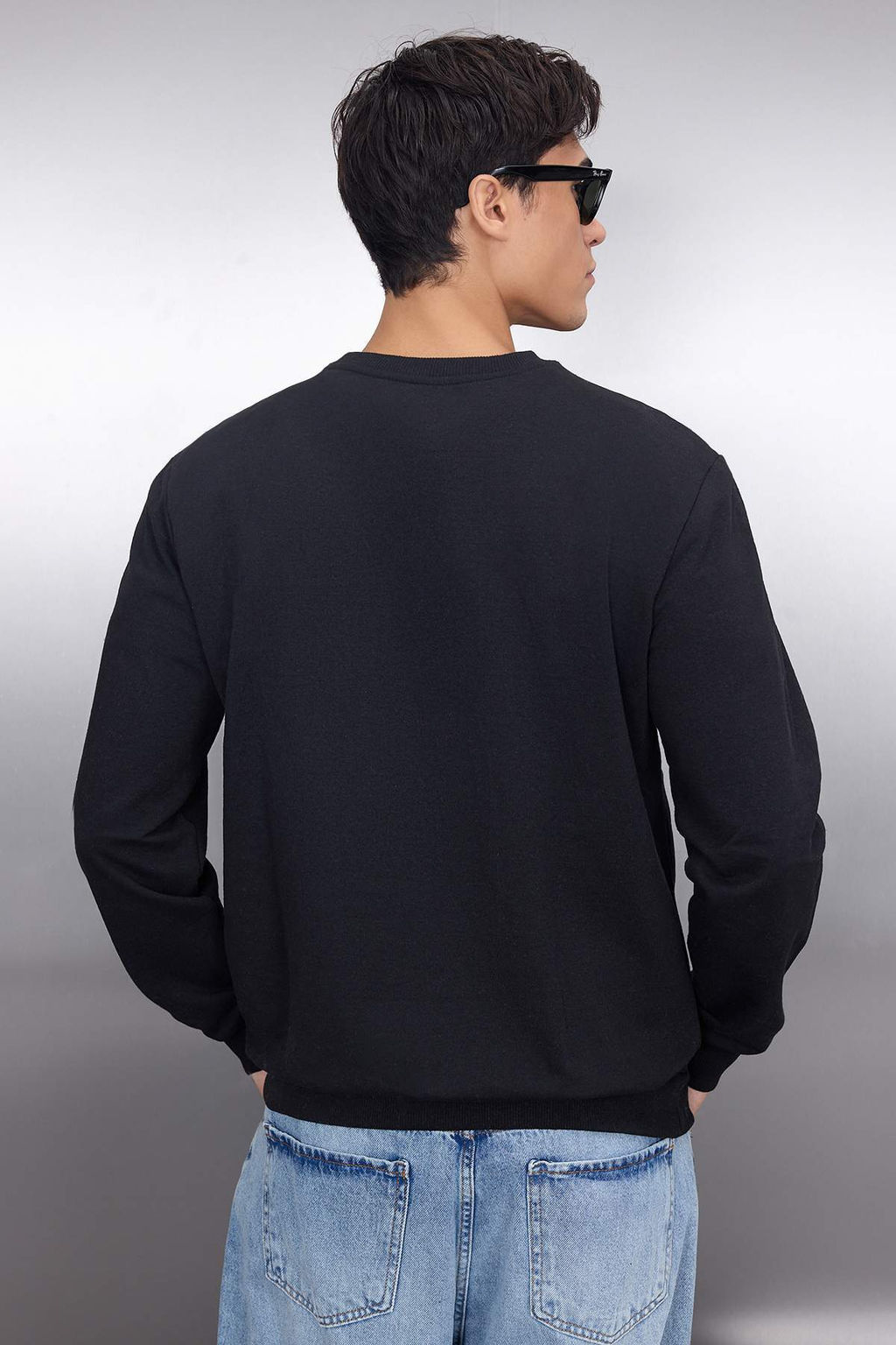 Siyah Regular/Normal Kesim Ici Polar/S?cak Tutan Sweatshirt TMNAW21SW1208