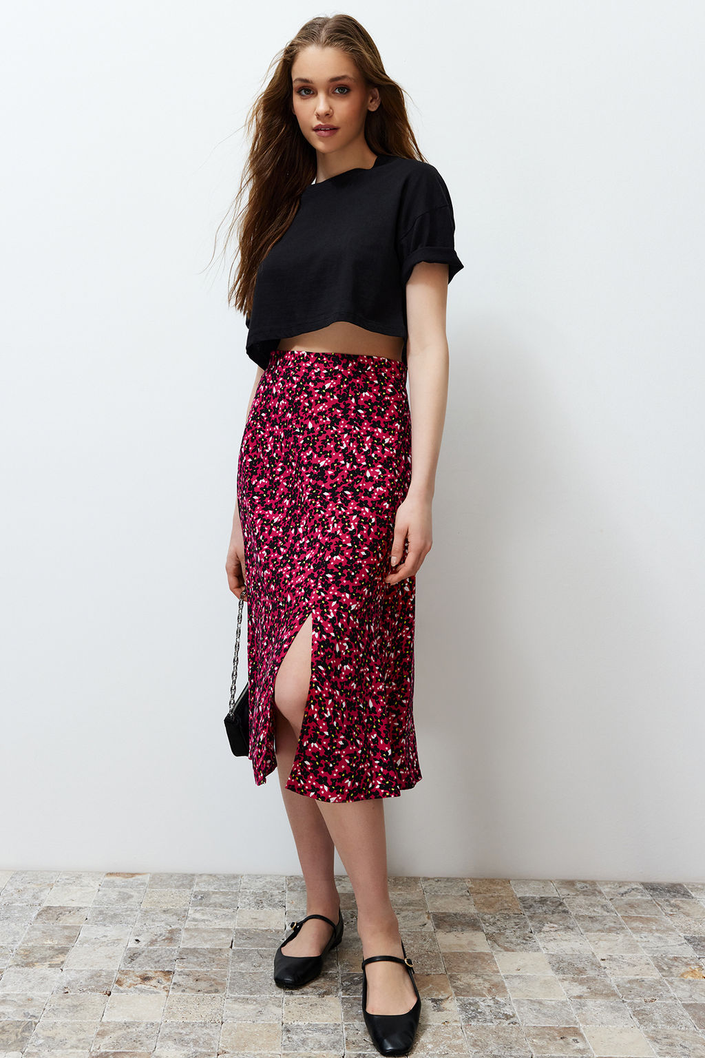 Pembe Y?rtmac Detayl? Viskon Kumasl? Cicek Desenli Midi Dokuma Etek TWOSS20ET0230