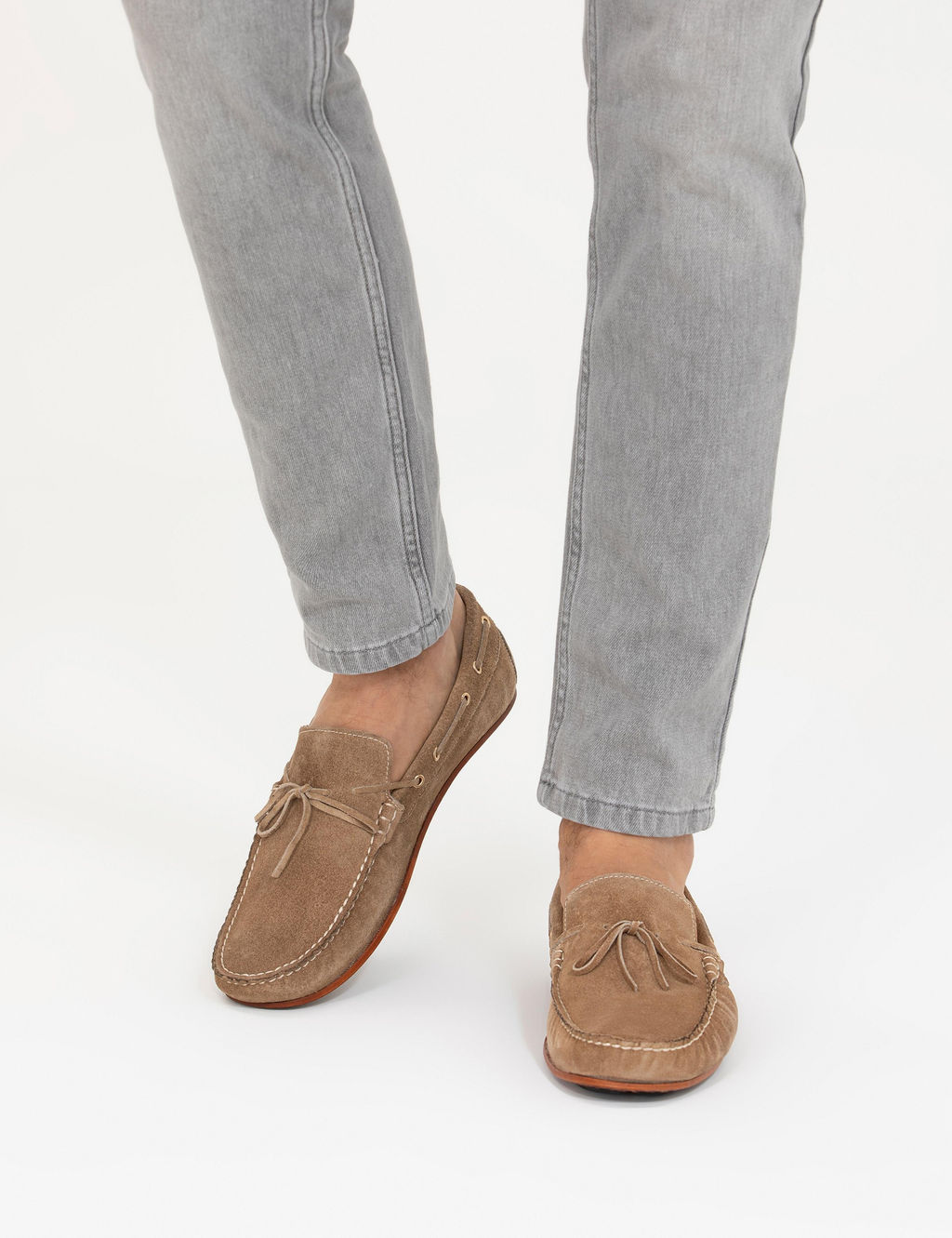 Бежевые туфли