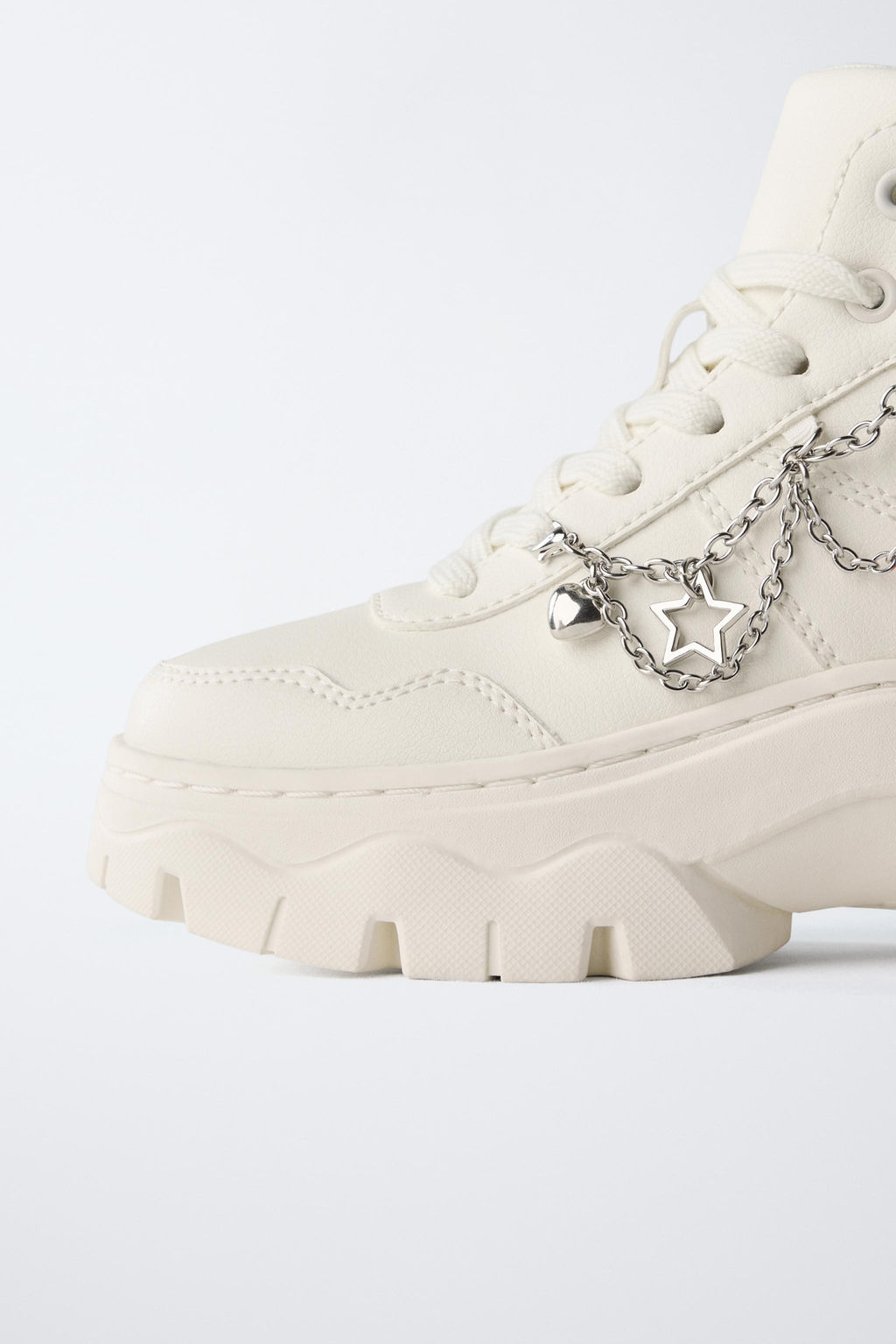 CHUNKY HIGH-TOP SNEAKERS WITH CHARMS - Zara фото 14