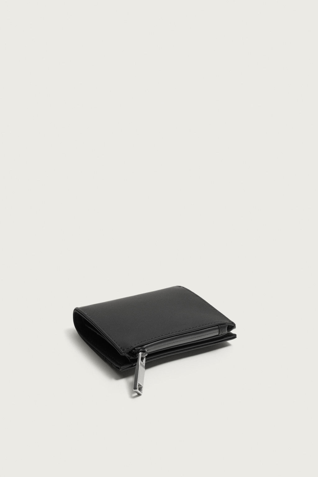 CARTERA MONEDERO ENGOMADO / Negro - Zara фото 2