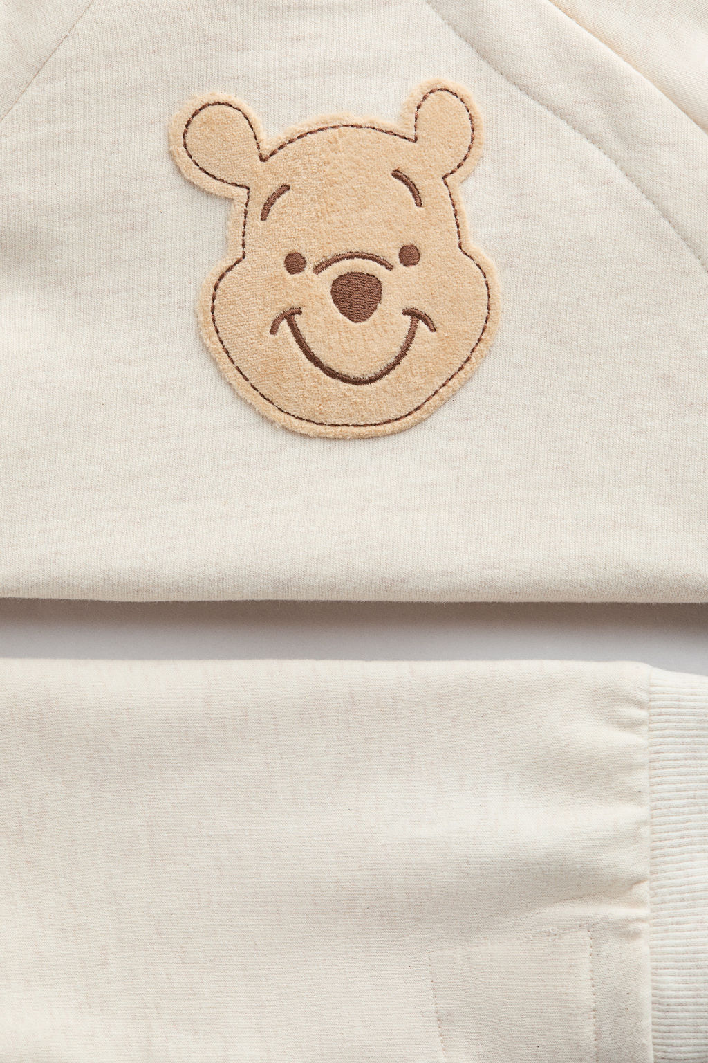 Conjunto de 2 piezas en sudadera con aplicaci?n