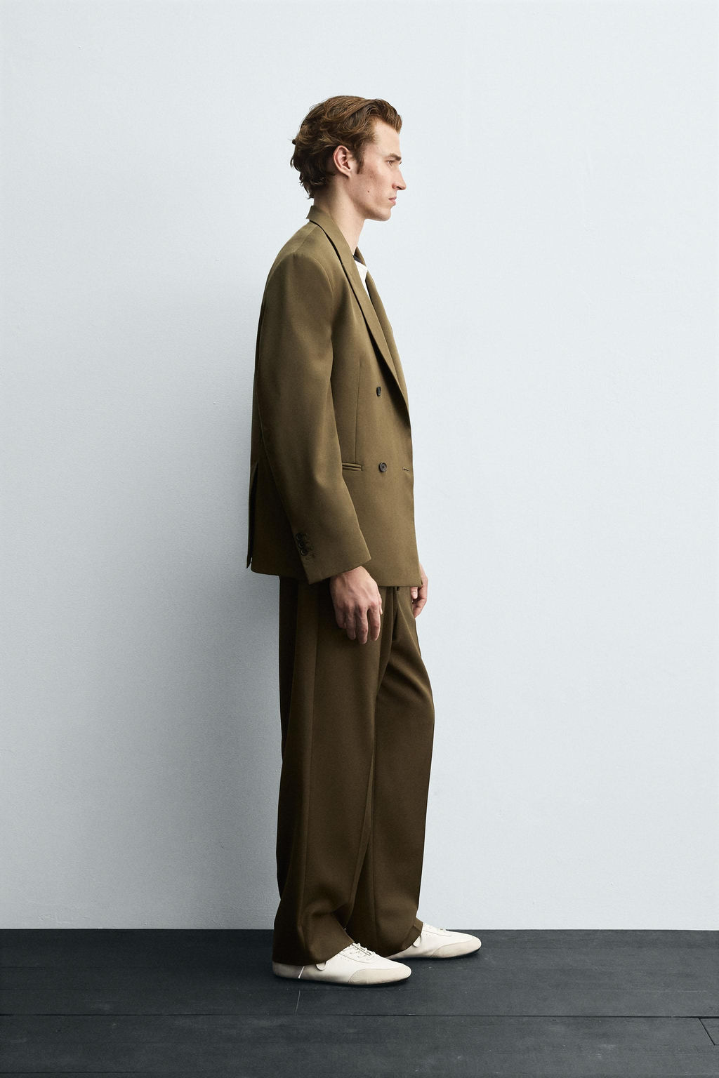 LIMITED EDITION SUIT TROUSERS WITH PLEATS - Zara фото 4