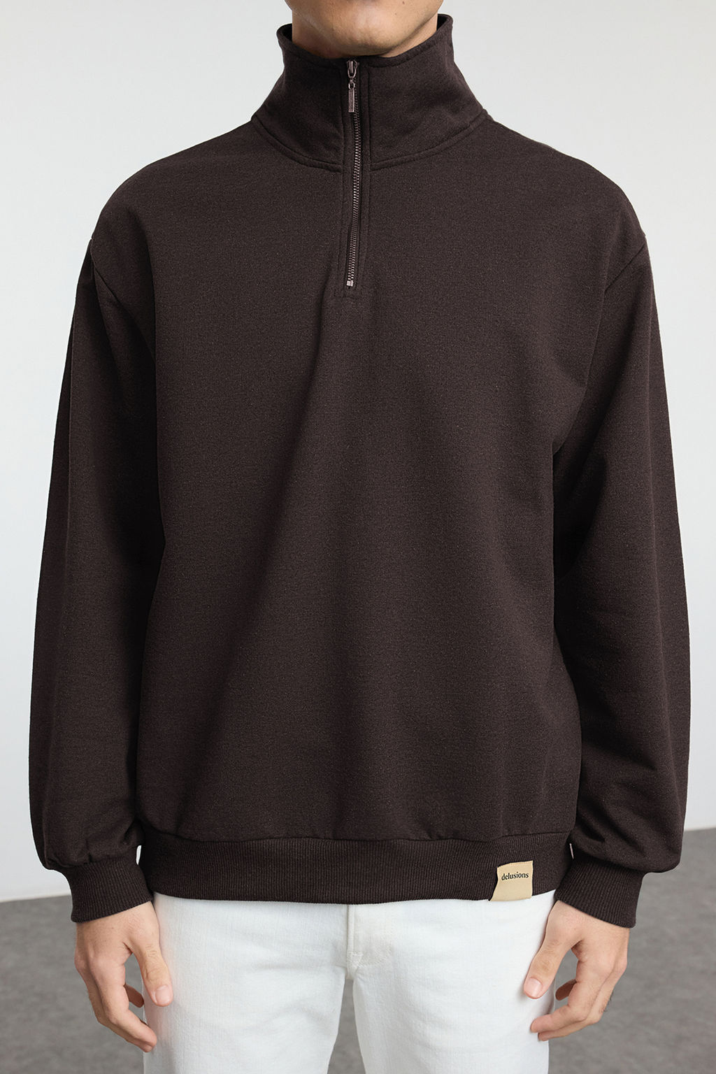 Koyu Kahverengi Oversize/Genis Dik Yaka Fermuarl? Etiketli Ici Polarl? Sweatshirt TMNAW25SW00168