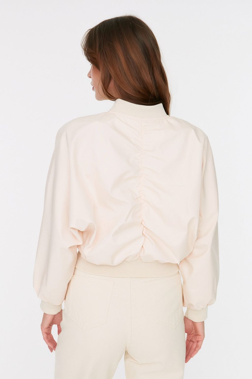 TRENDYOLMILLA Bej Oversize Buzgu Detayl? Su Itici Bomber Ceket Mont TWOSS22MO0099  фото 19