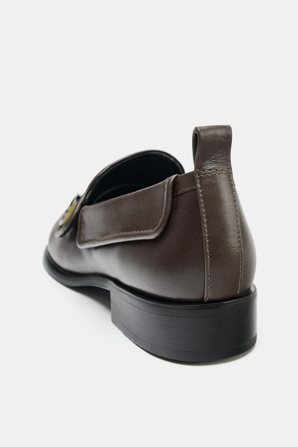 LEATHER LOAFERS WITH BUTTON DETAIL - Zara фото 8