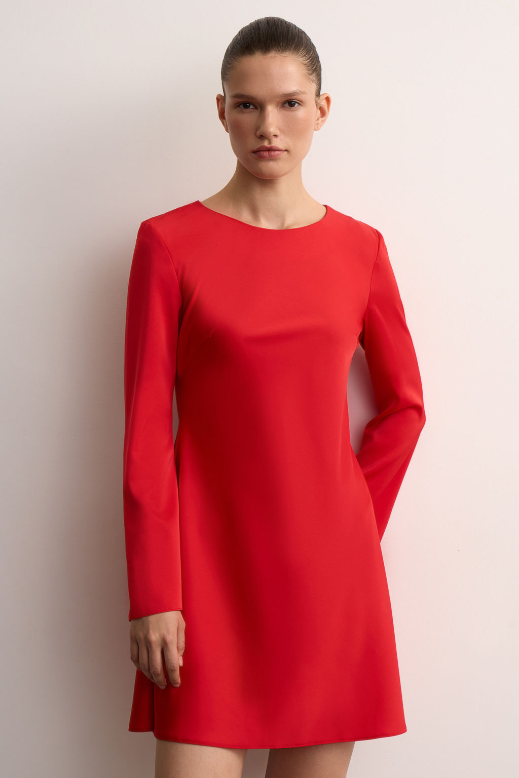 Платье из атласа расклешенного силуэта - Mollis фото 3