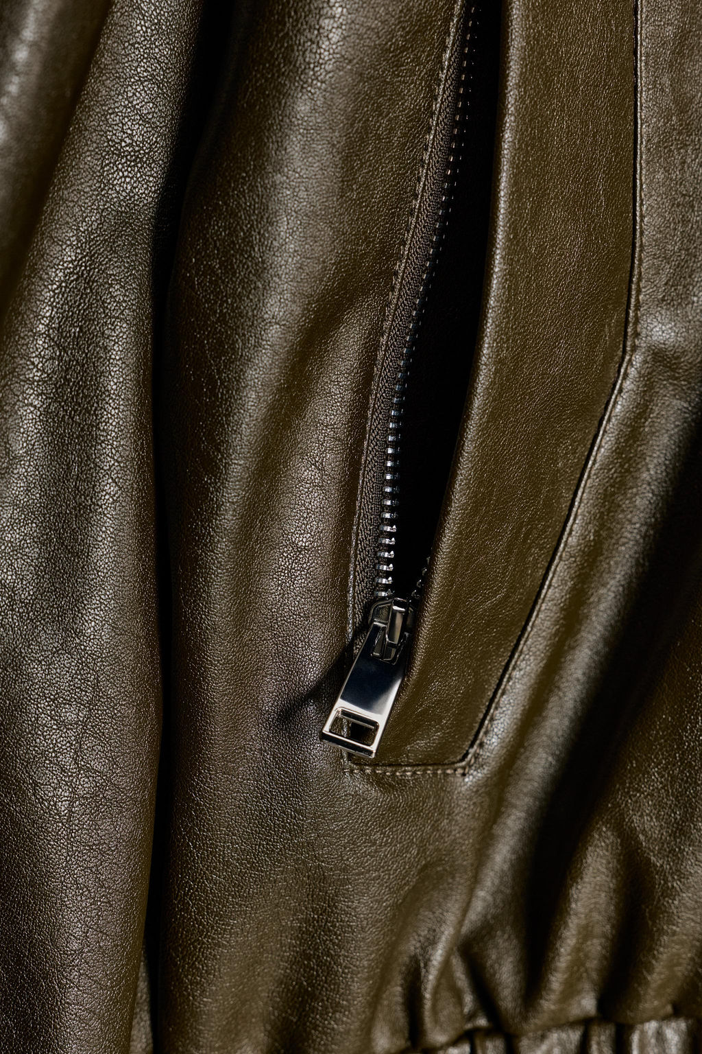 FAUX LEATHER BOMBER JACKET WITH HIGH COLLAR - Zara фото 11