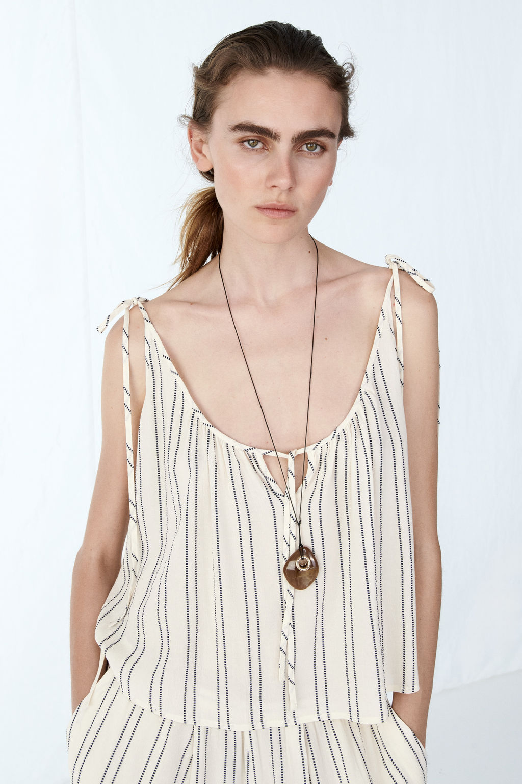 Top oversize con tirantes de lazo - H&m фото 5