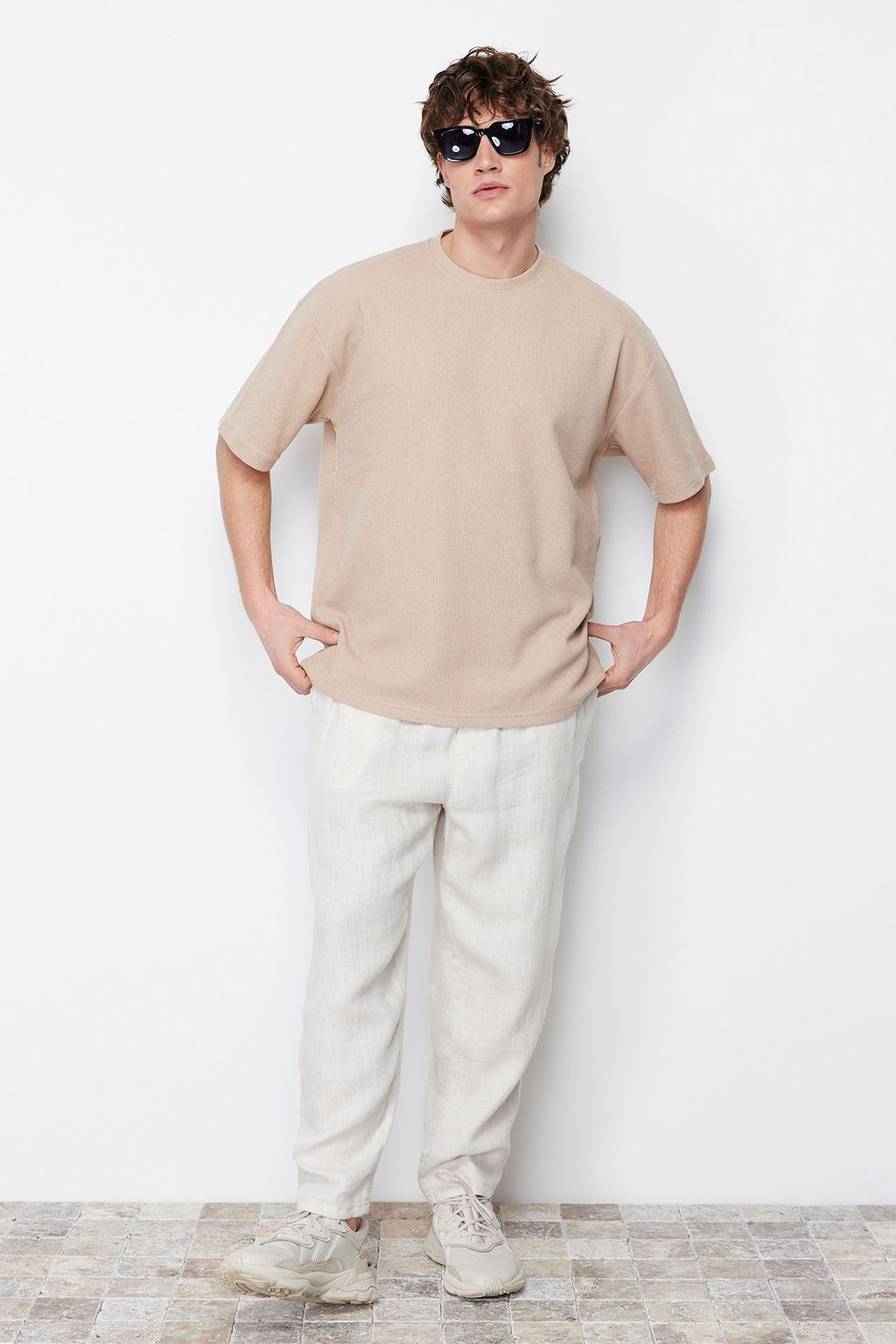 TRENDYOL MAN Basic Bordo Oversize/Genis Kesim Dokulu Waffle K?sa Kol T-Shirt TMNSS22TS00049 - Trendyolmilla фото 15