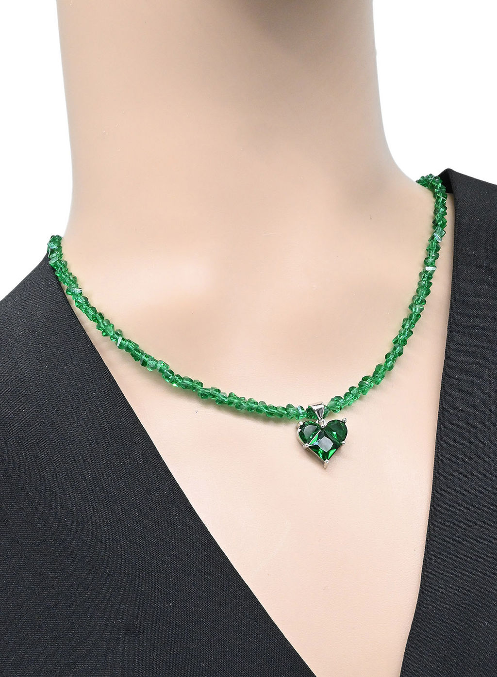 Бусы из циркона с подвеской Сердце, цвет изумруд, 42см