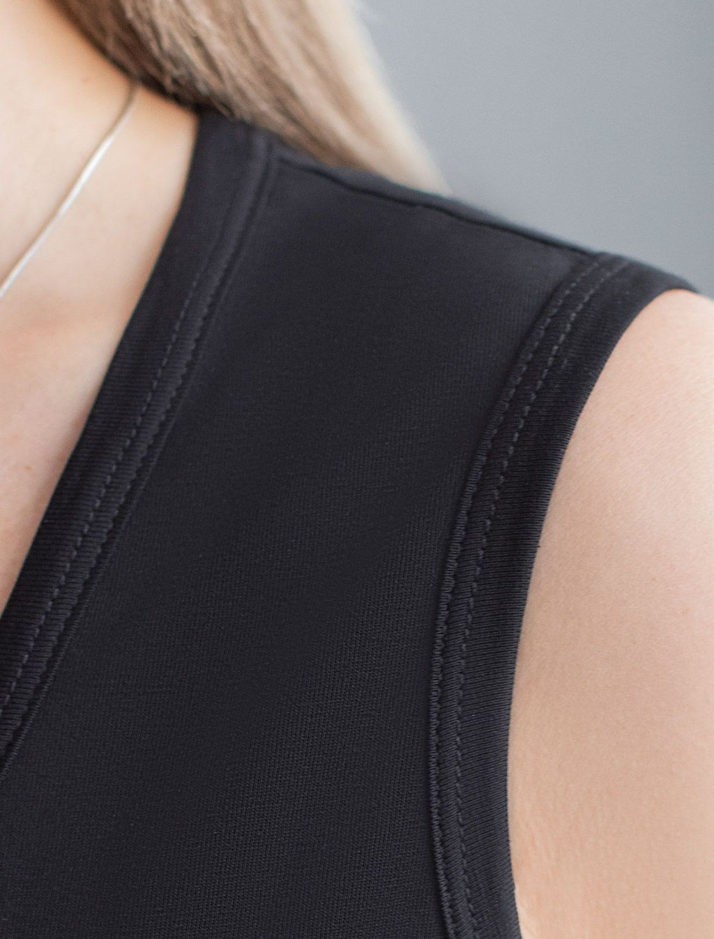 D43.226 Топ женский черный