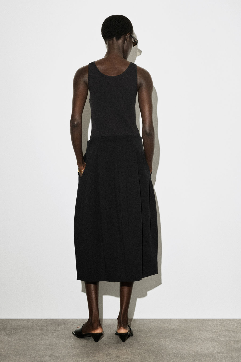 FALDA MIDI ESCULPIDA DE ALGOD?N - H&m фото 6