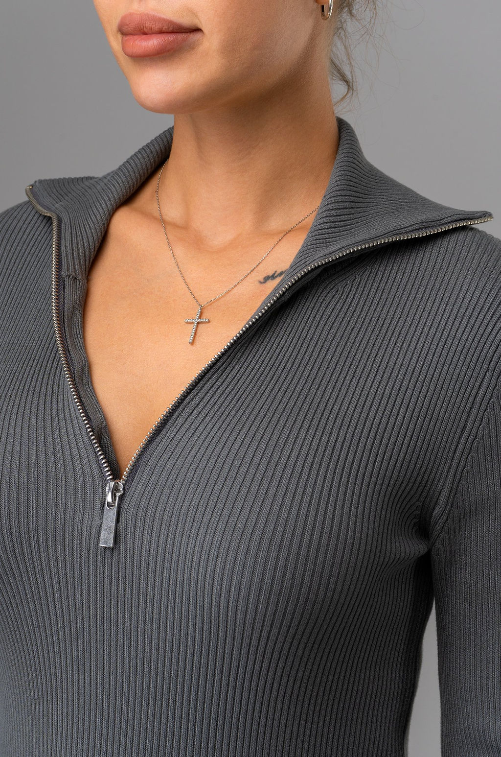 Женский джемпер в рубчик с воротником на молнии Happyfox - Happy fox фото 5