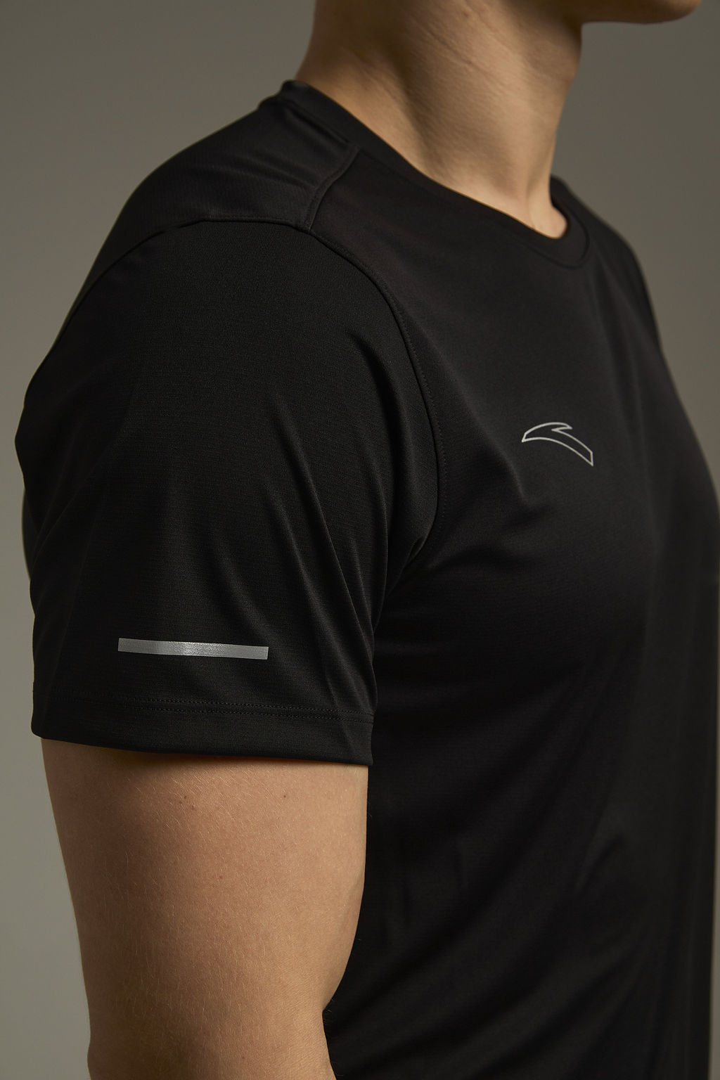 Футболка Черный - Anta фото 9