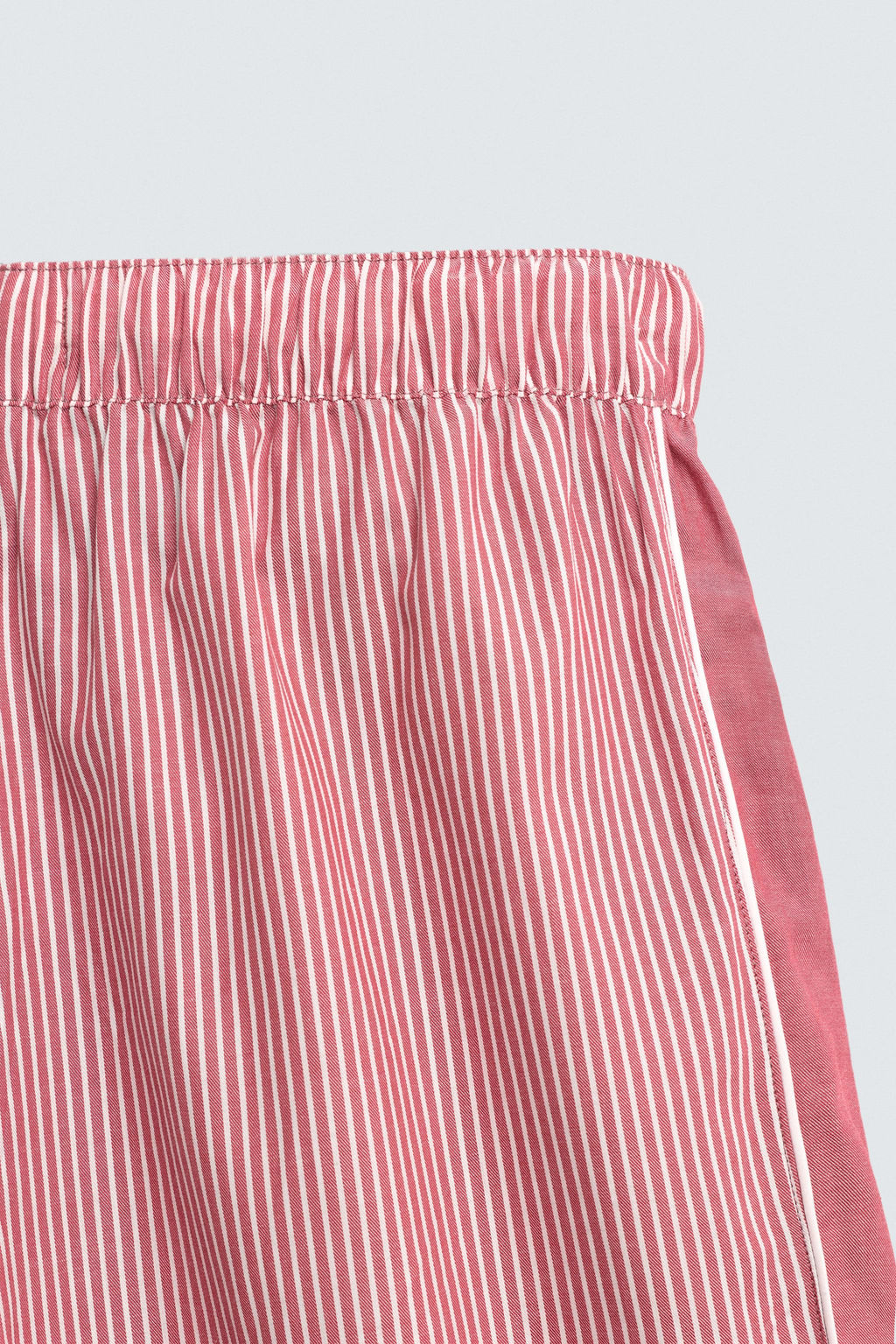 PANTAL?N RAYAS BANDA CONTRASTE / Rojo