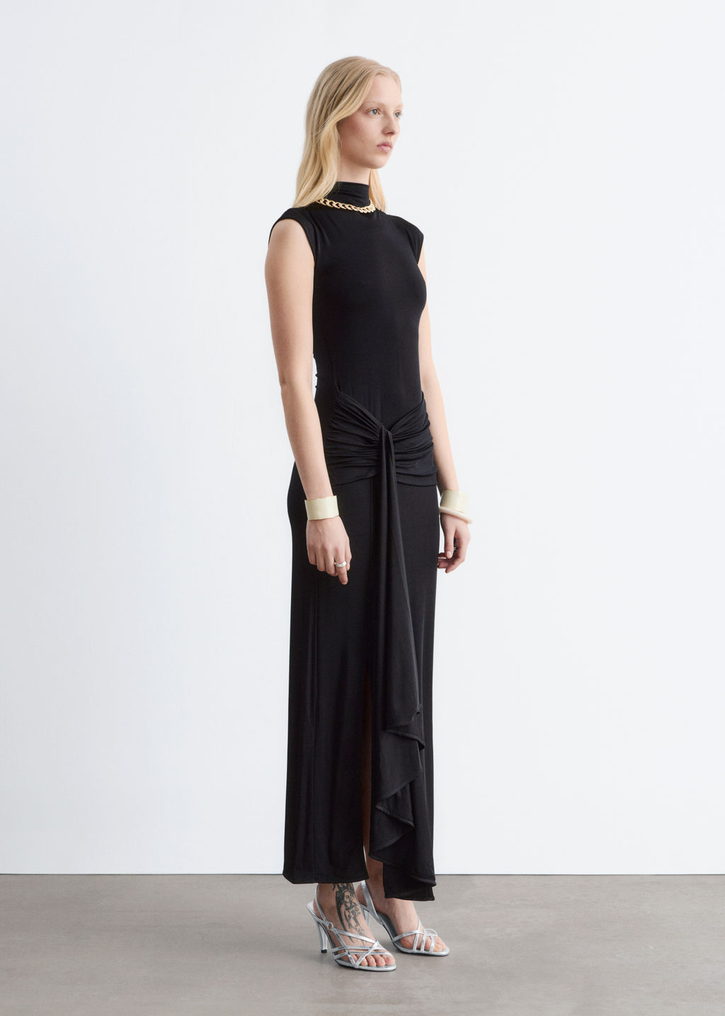 Vestido midi de frontal cruzado - H&m фото 11