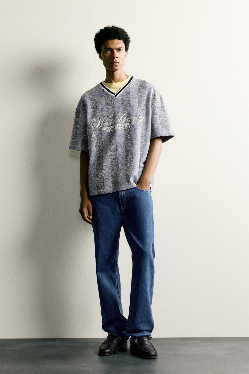 SUDADERA JACQUARD BORDADO F?TBOL RETRO / Azul