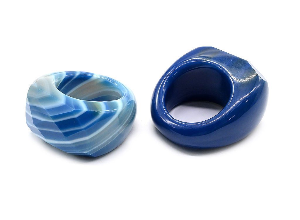 Крупный перстень из Агата цвет синий