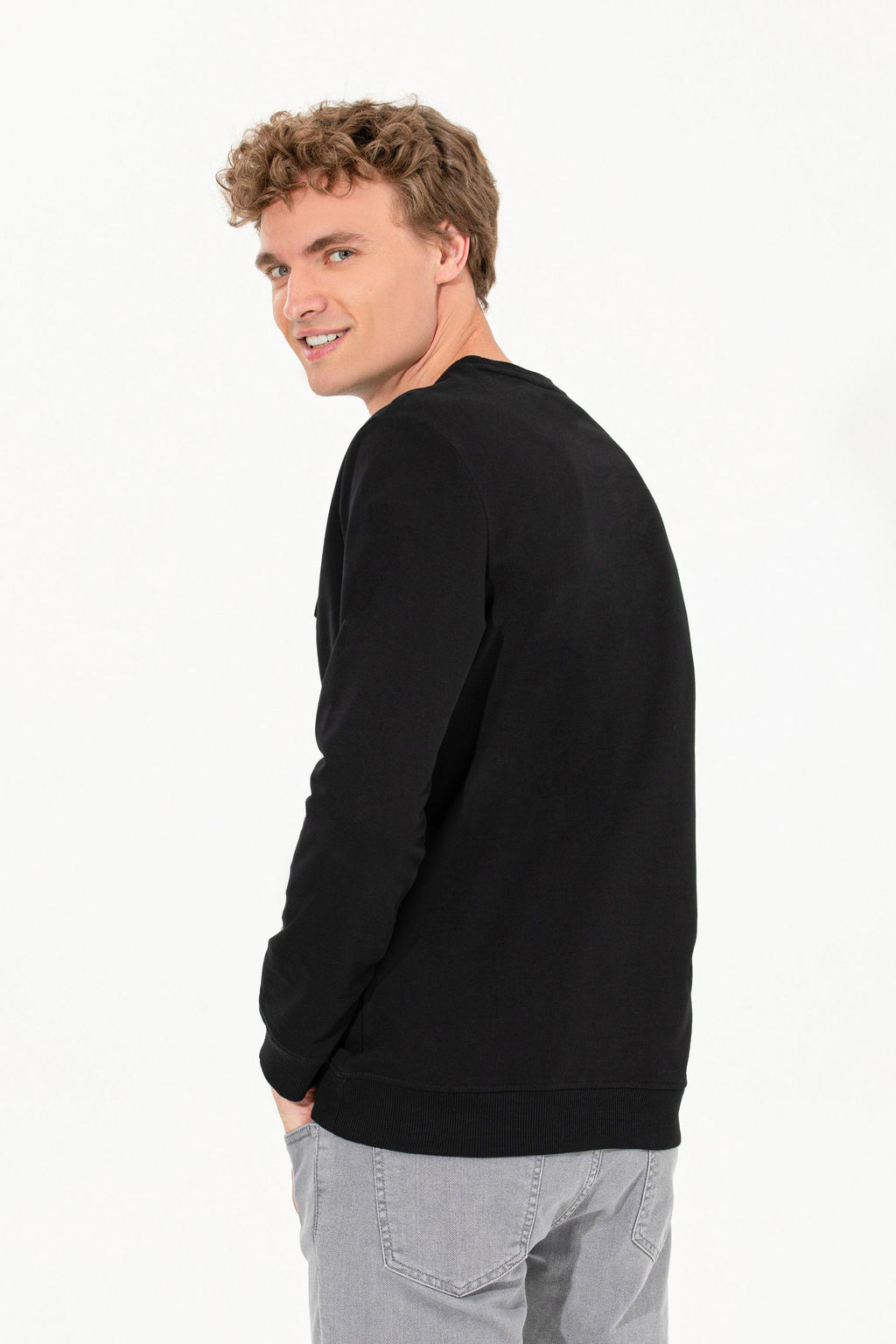 Мужской черный базовый свитшот Неожиданная скидка в корзине - U.s. polo assn фото 5