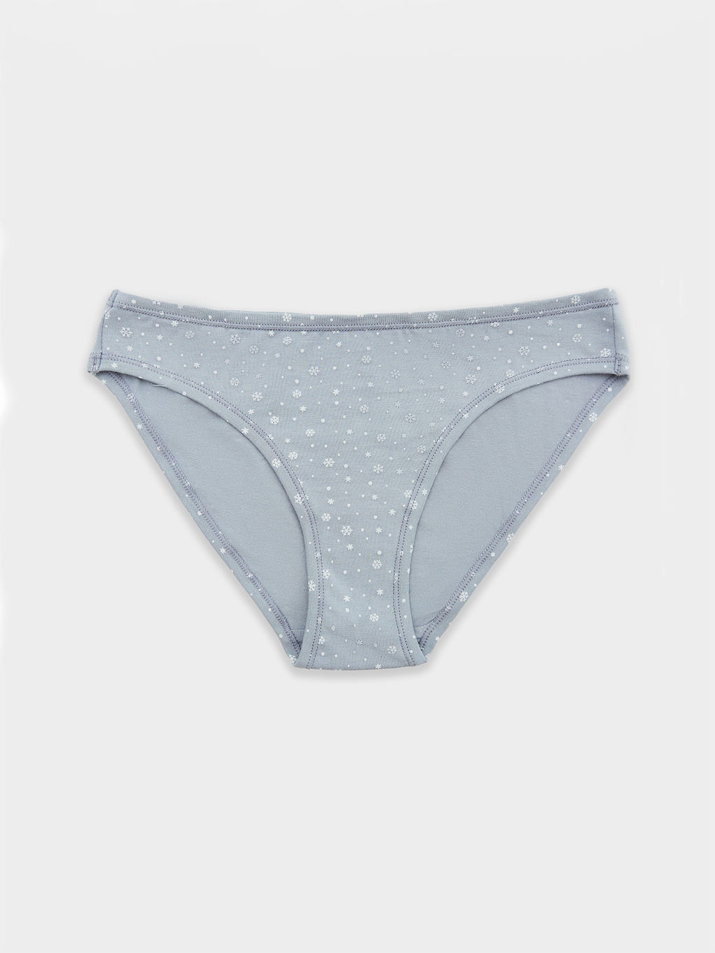 Цена за 2 штуки! Трусы женские слипы серые со снежинками снежинки на сером 412457 - Mark formelle фото 8