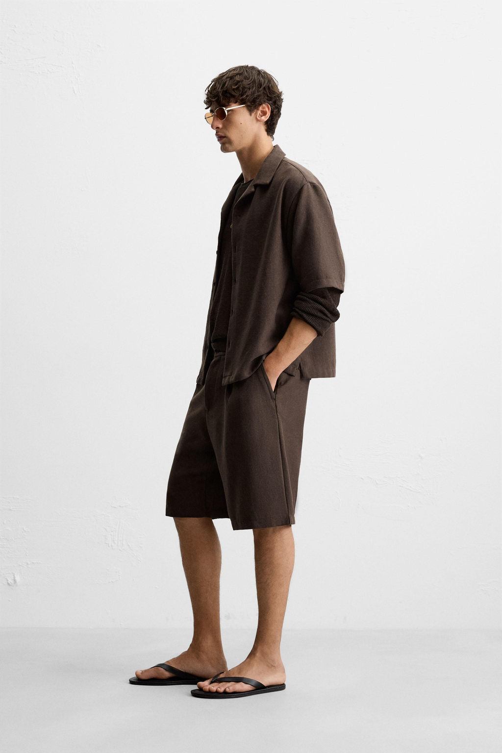 TEXTURED BERMUDA SHORTS WITH PLEATS - Zara фото 13