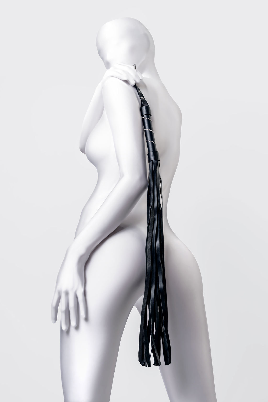 Флоггер Anonymo #0005, PU кожа, черный, 64 см - Toyfa фото 3