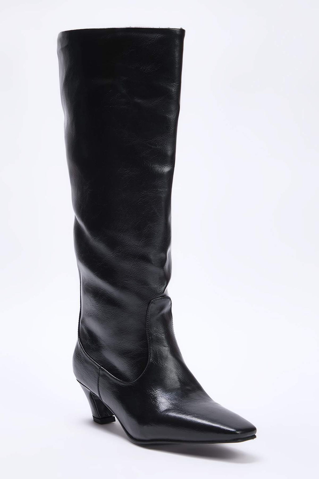 Siyah Premium Kare Burun Kad?n 5,5 cm Blok Topuklu Cizme TAKAW26CZ00042